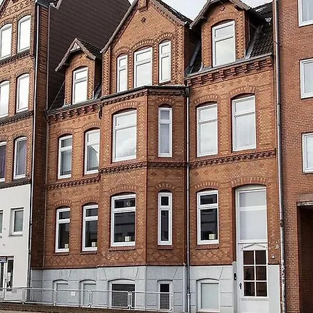 Stilvolle Altbauwohnung in zentraler Lage Kiel Exterior foto