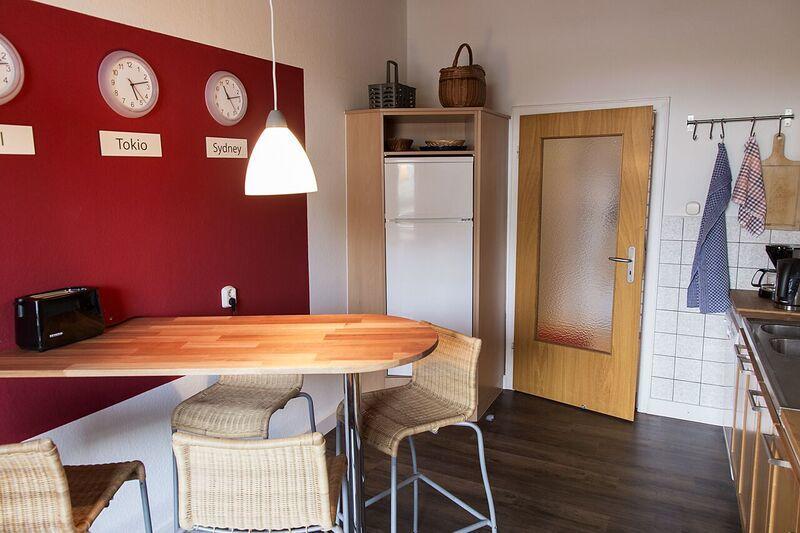 Stilvolle Altbauwohnung In Zentraler Lage *